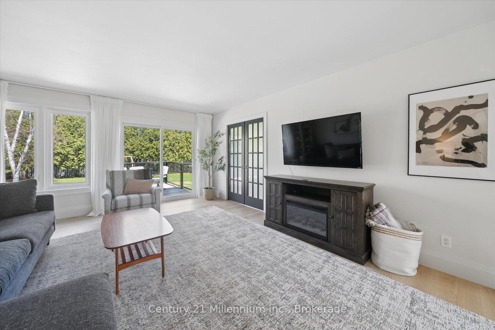 4 Blackburn Avenue photo 11