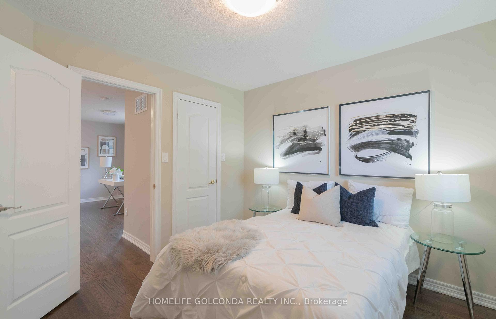 30 Stricker Avenue photo 27