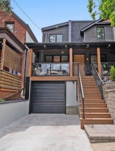 116 Lee Avenue photo 1