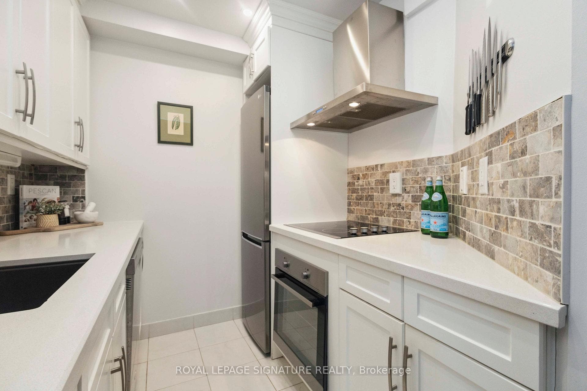 222 The Esplanade N/A Unit 1007 photo 12