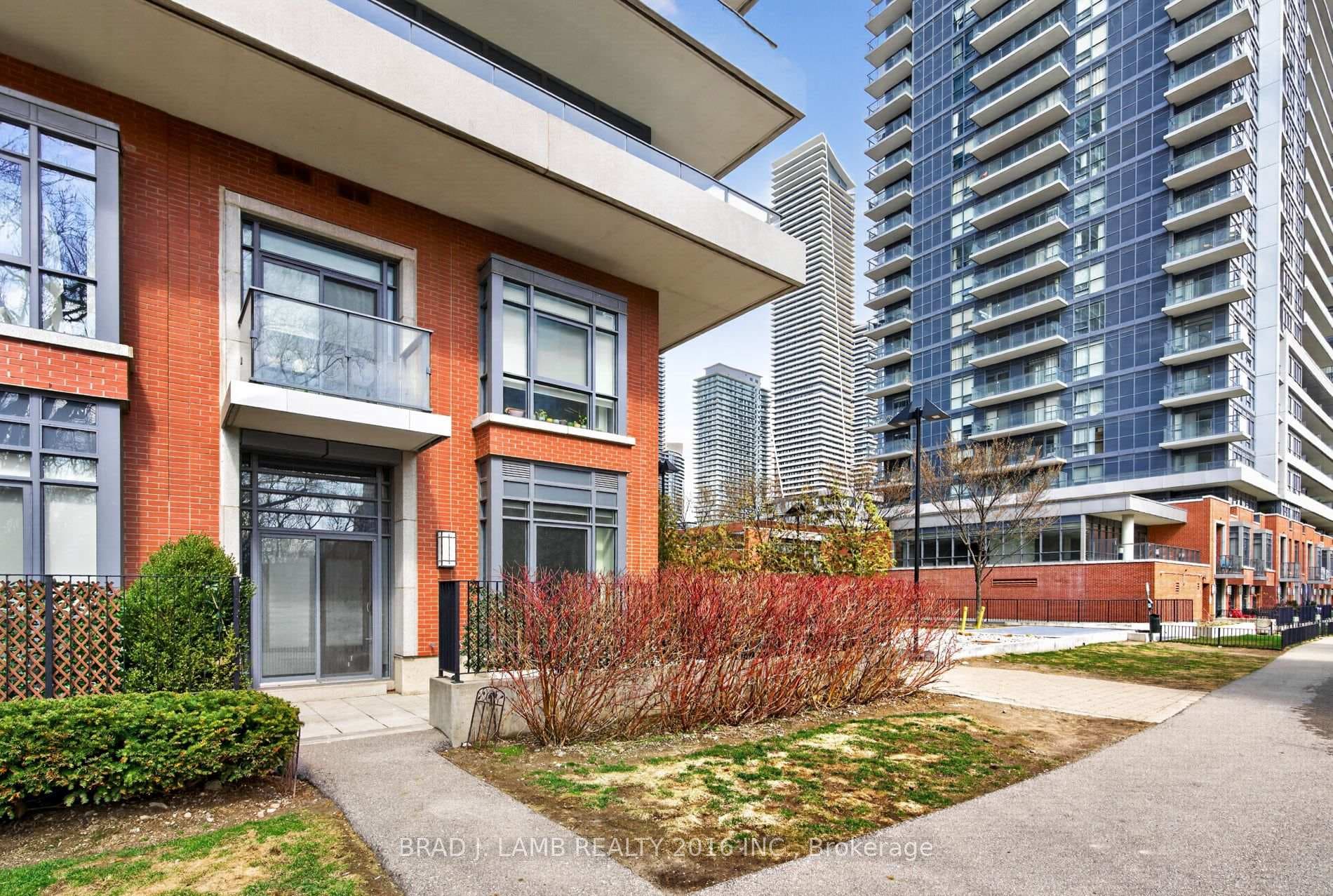 10 Park Lawn Road Unit TH #1 photo 28