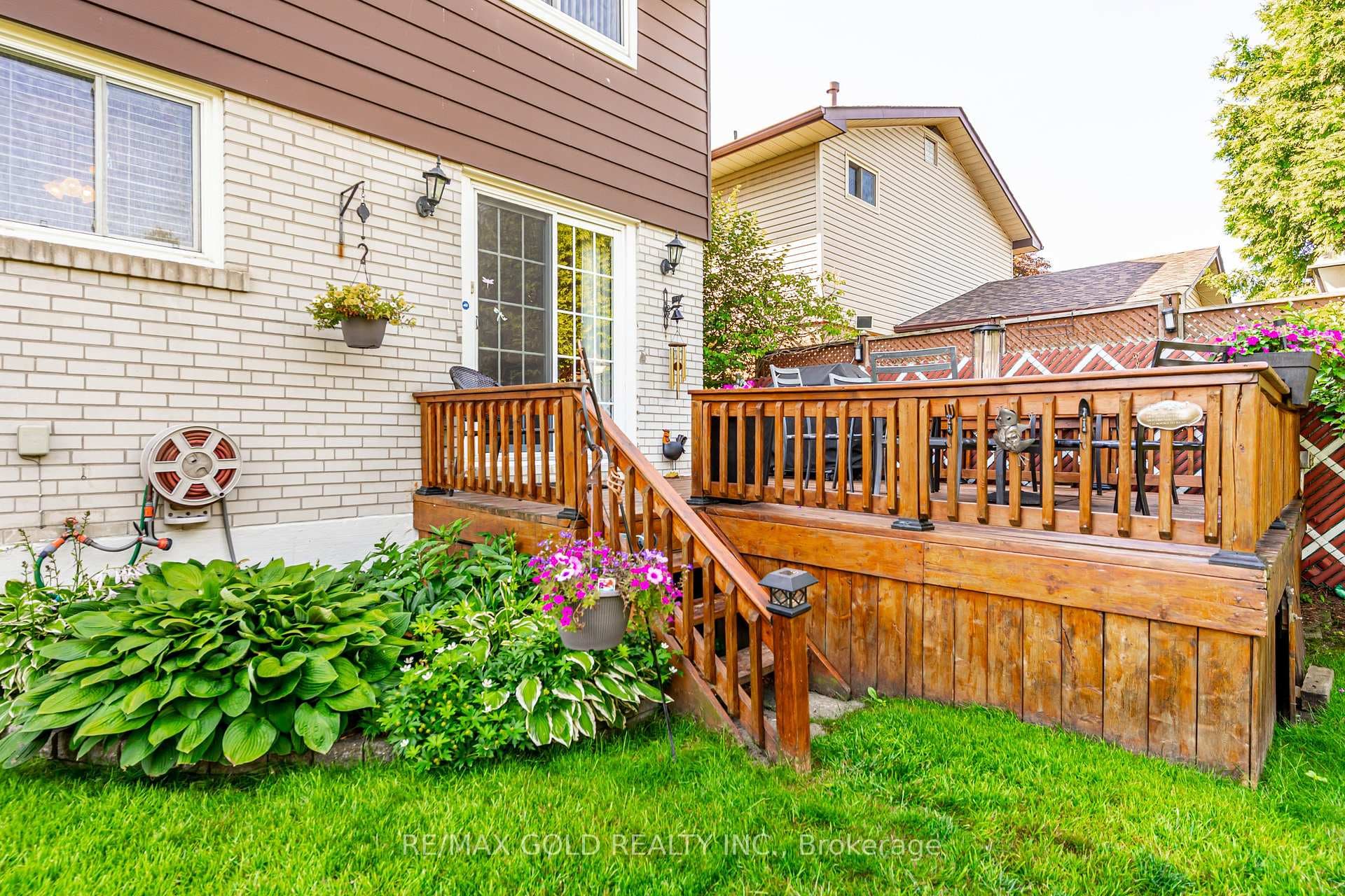 86 Clarence Street photo 39
