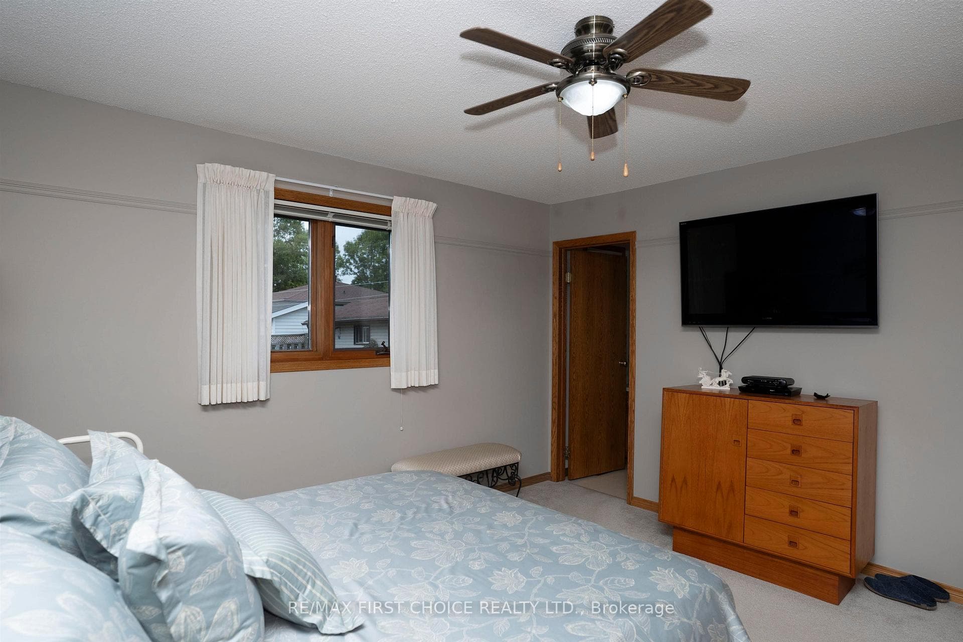 225 FLAMINGO DR photo 23