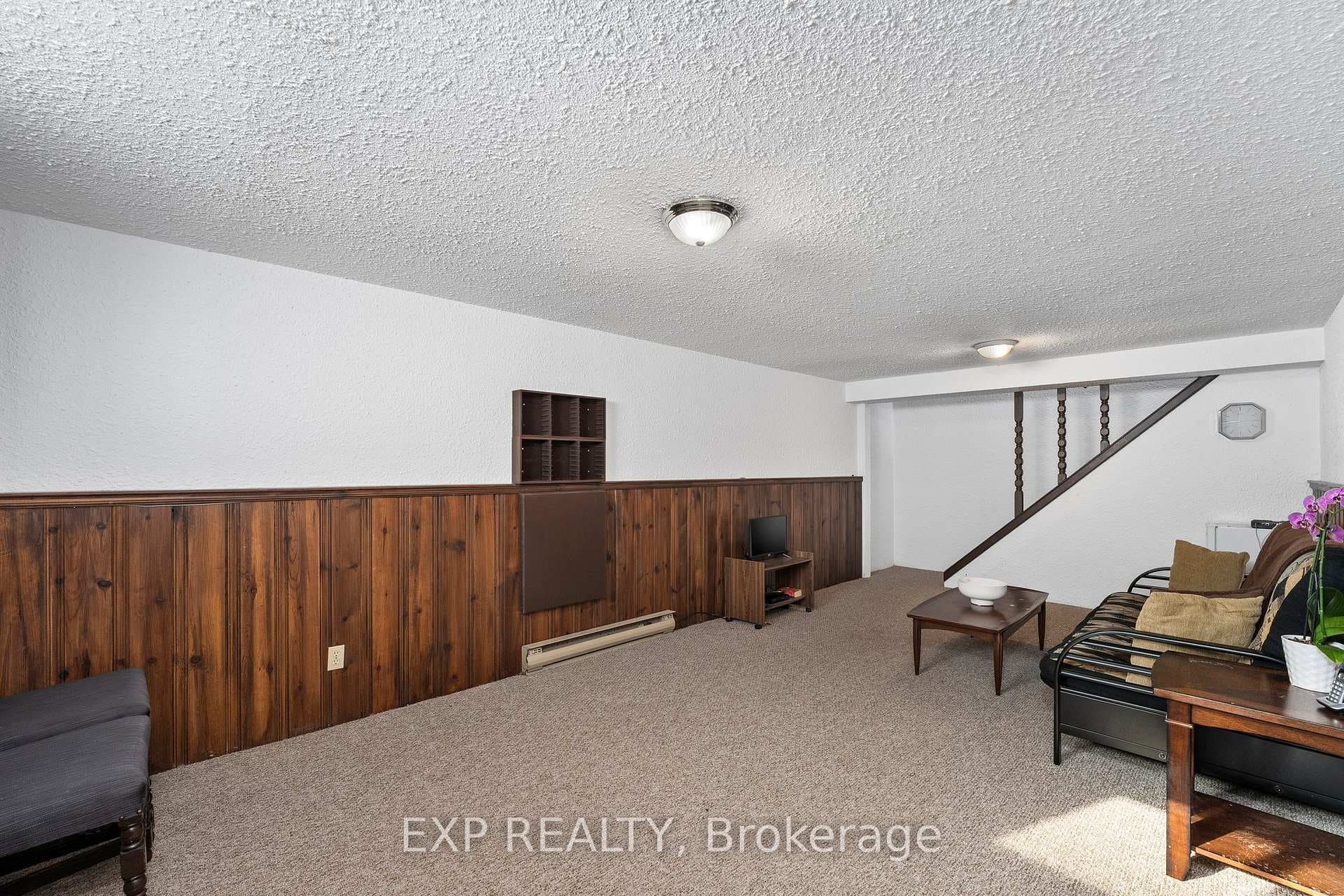 17 Golfview Crescent photo 30