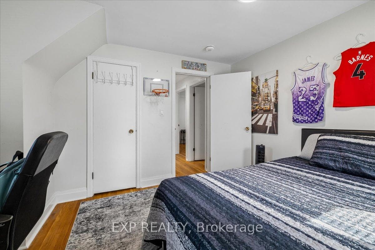 80 Maclennan Avenue photo 16