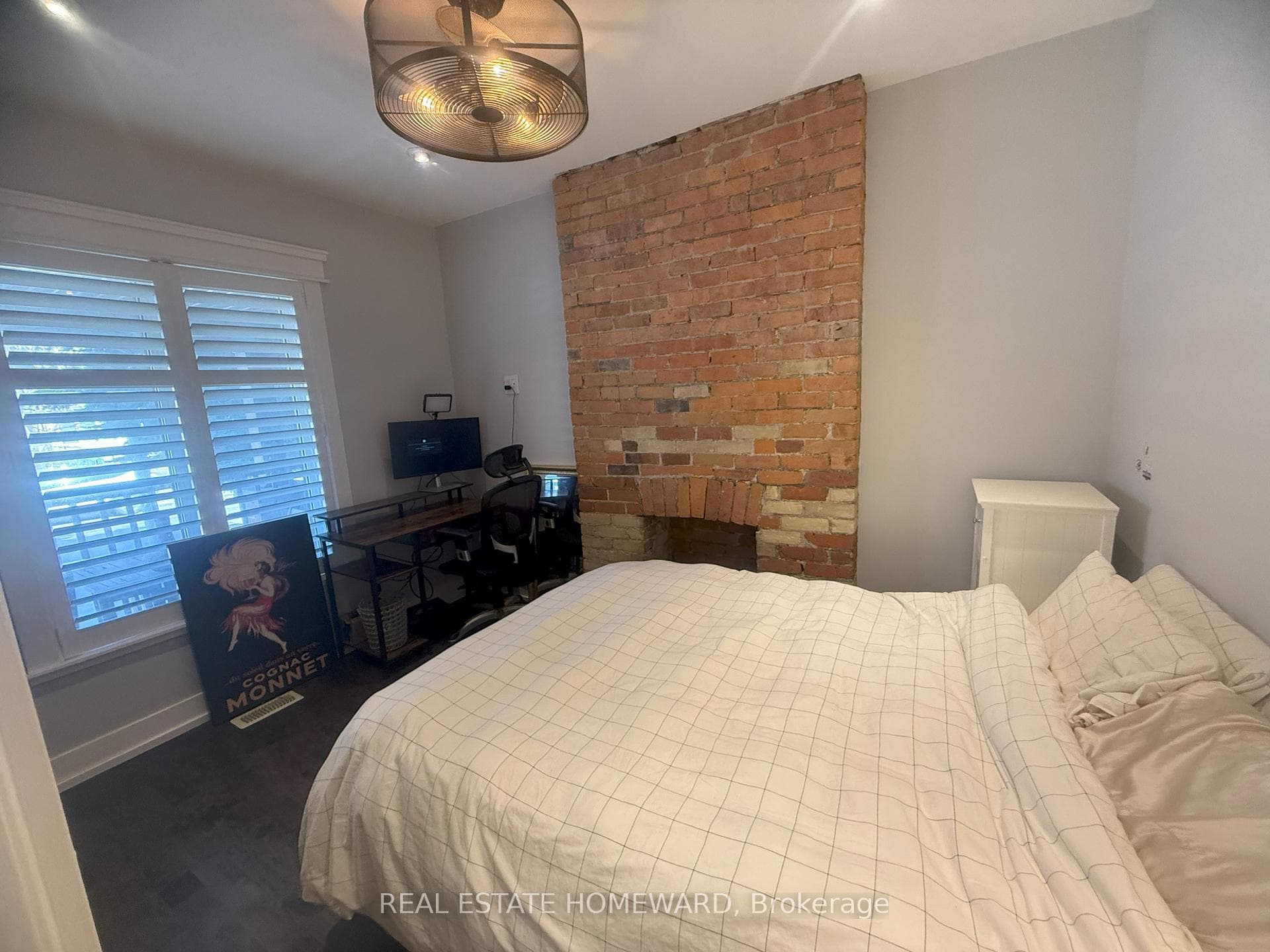 310 Woodbine Avenue Unit Main - Front photo 13