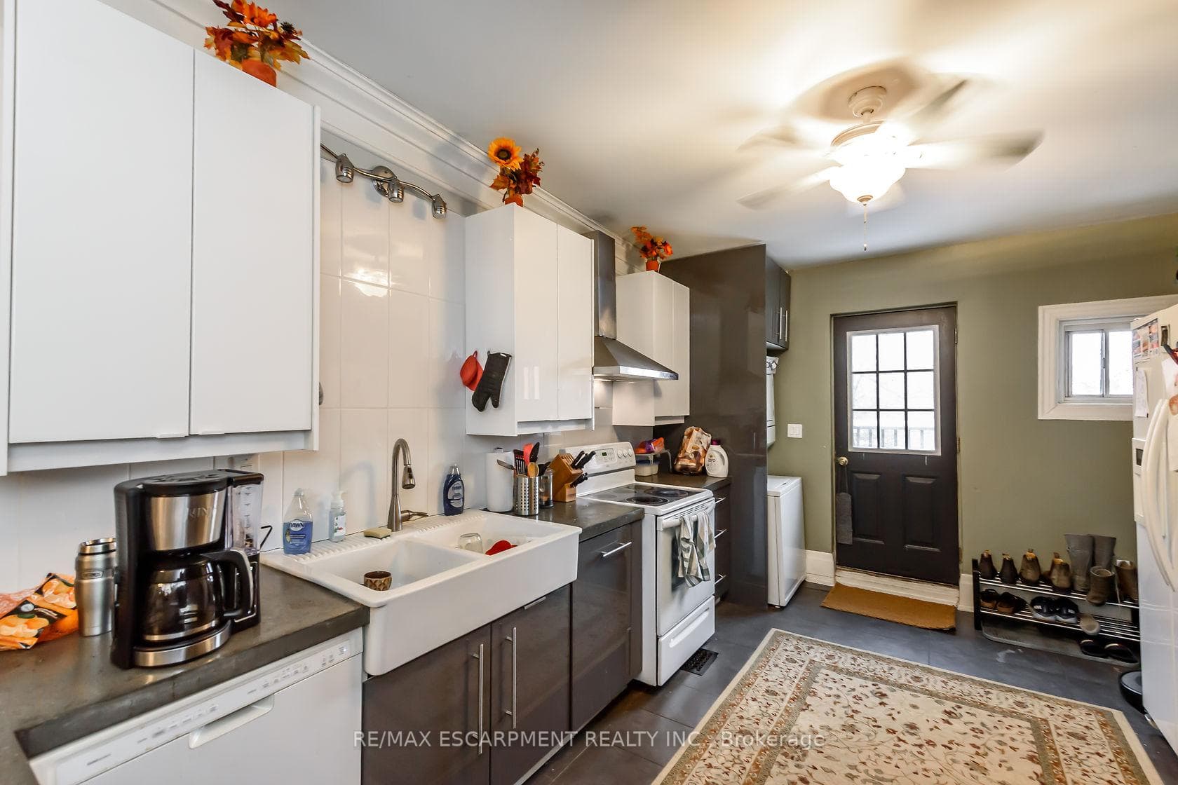 167 James Street photo 16