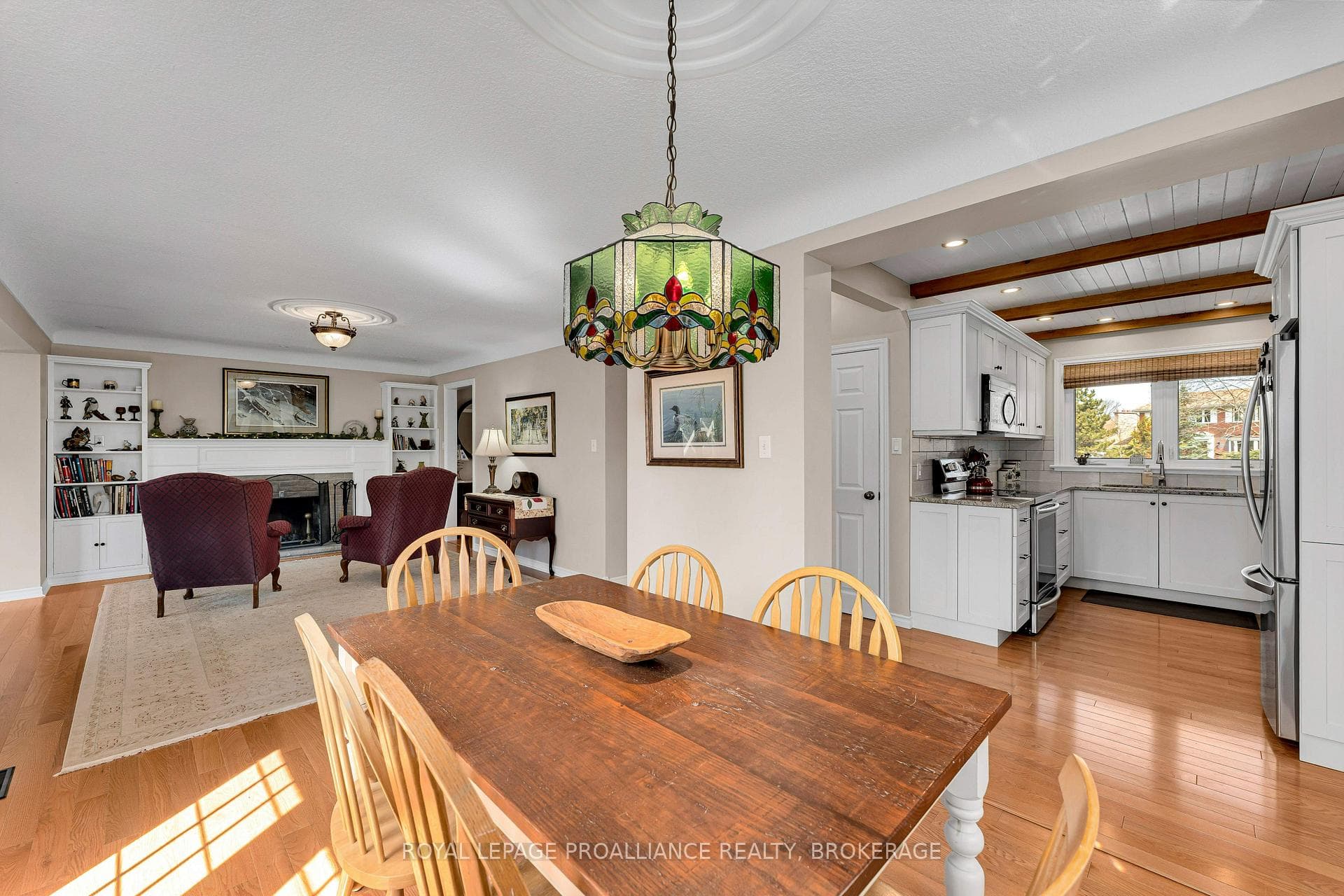 46 Watts Crescent photo 12