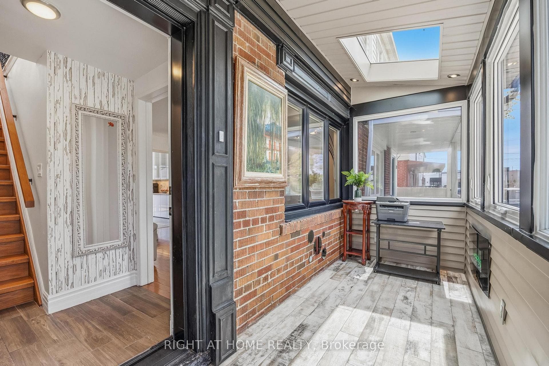 35 Dayton Avenue photo 6