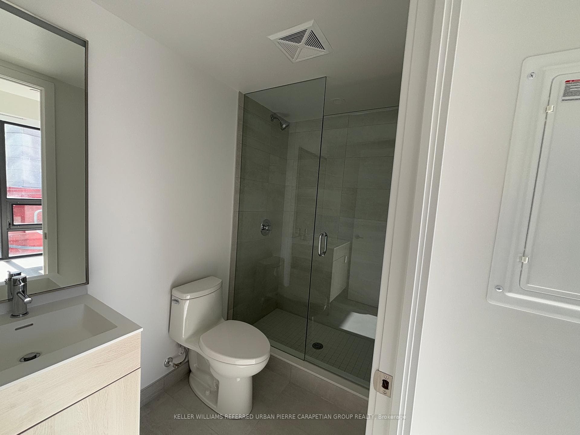 28 Eastern Avenue Unit 324 photo 8