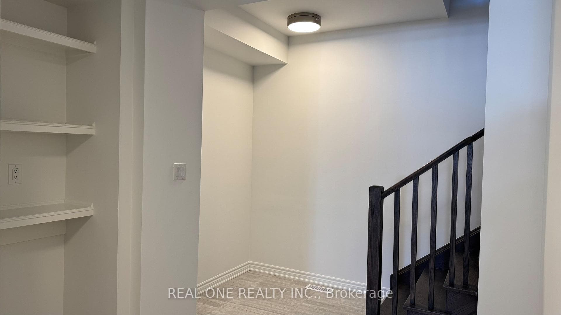 1216 Granary Street photo 6