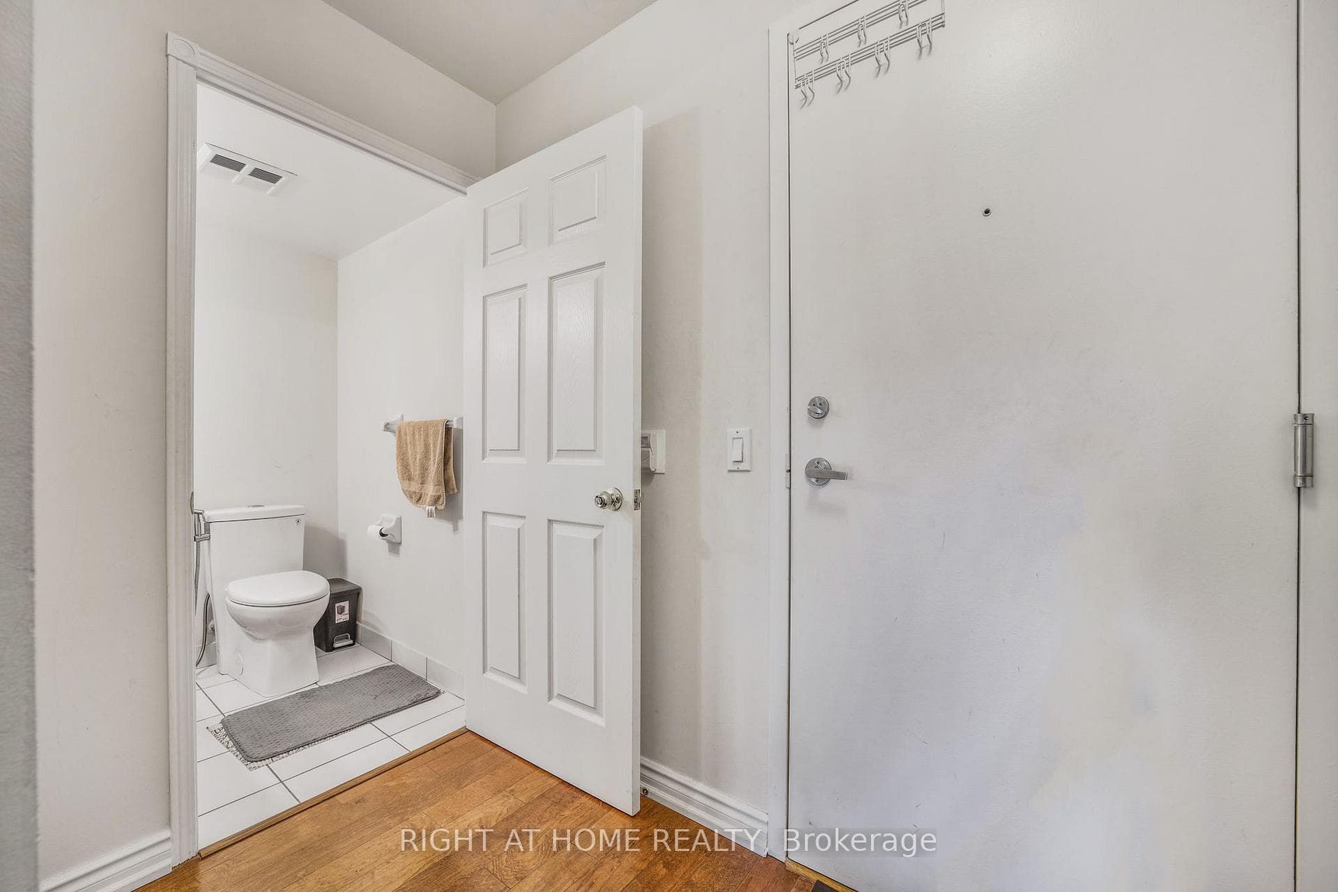188 Bonis Avenue Unit 618 photo 31