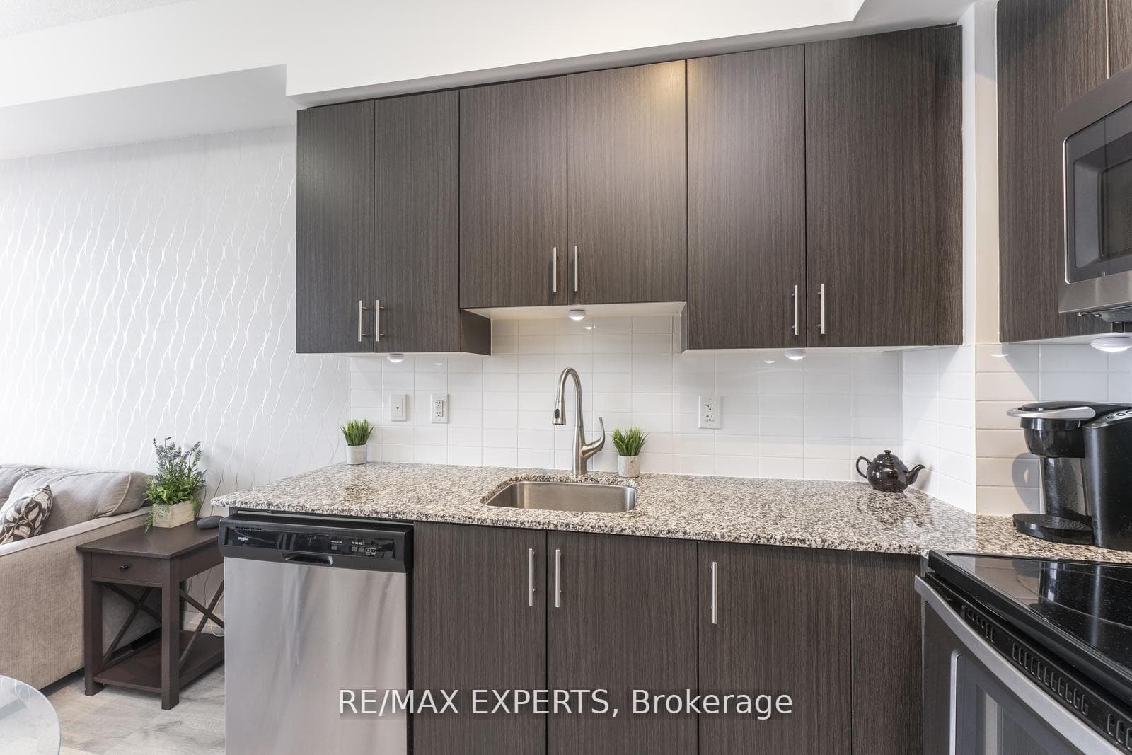 3700 Highway 7 Road Unit 1409 photo 11
