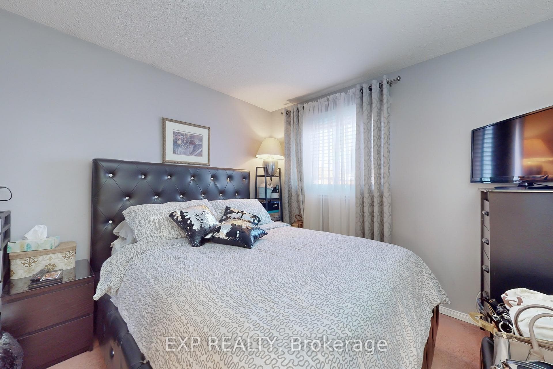 1034 Benton Crescent photo 30