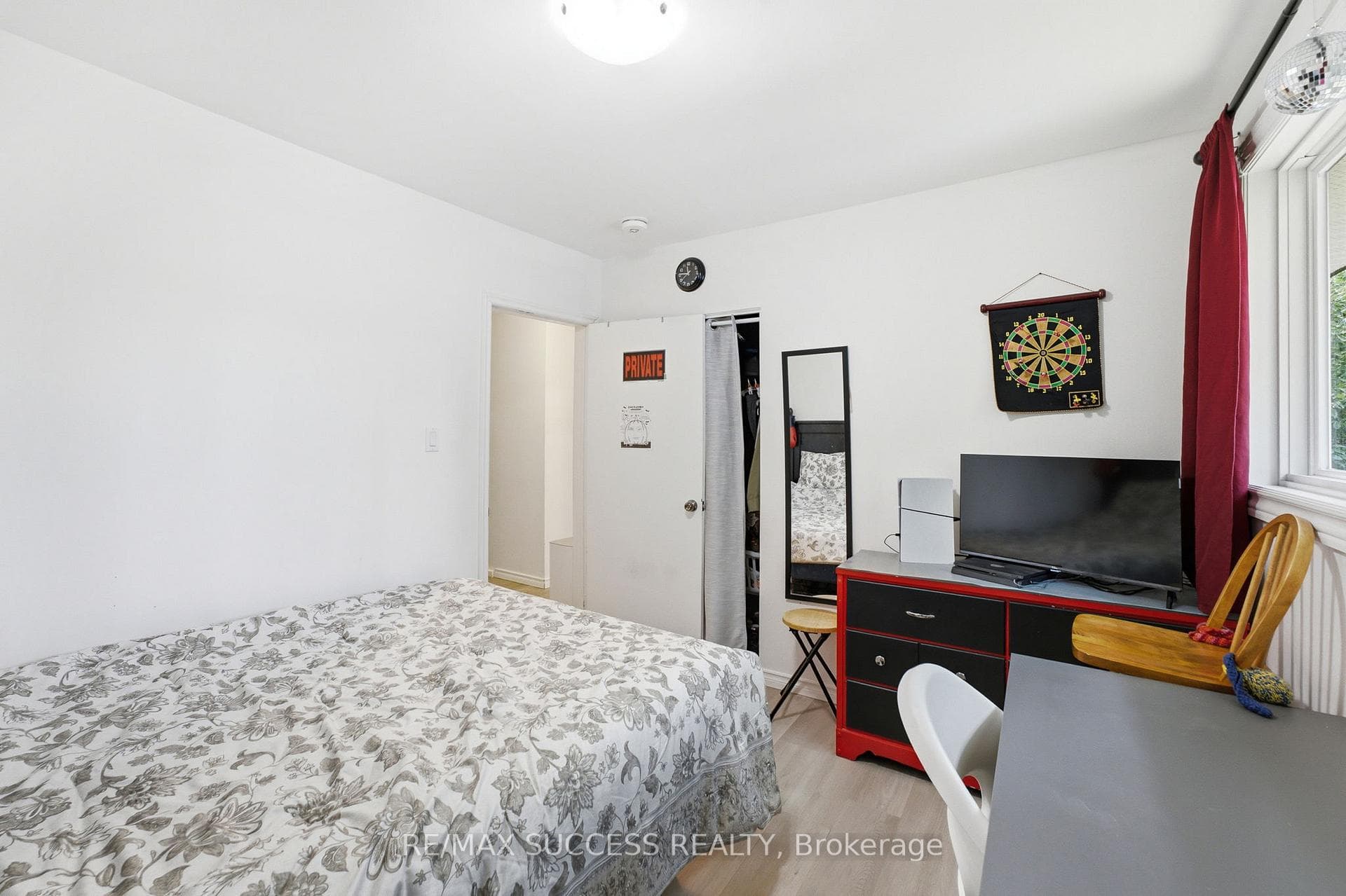 97 Blythwood Road photo 20