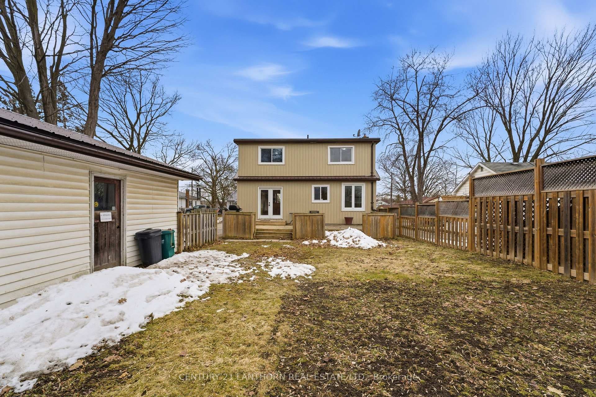 29 Valleyview Crescent photo 32