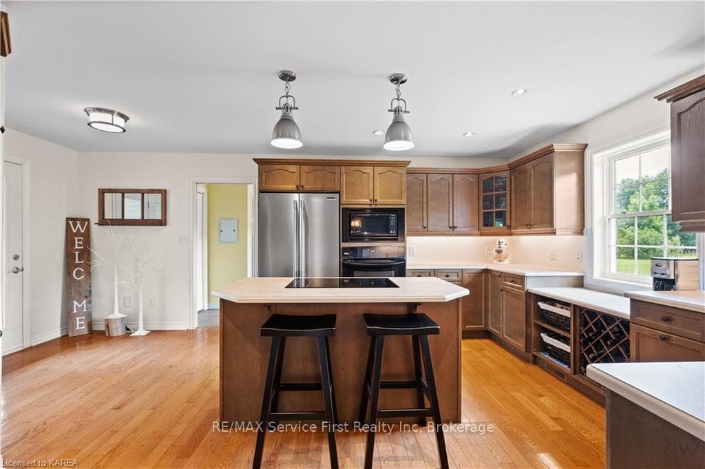2548 SANDS Road photo 12