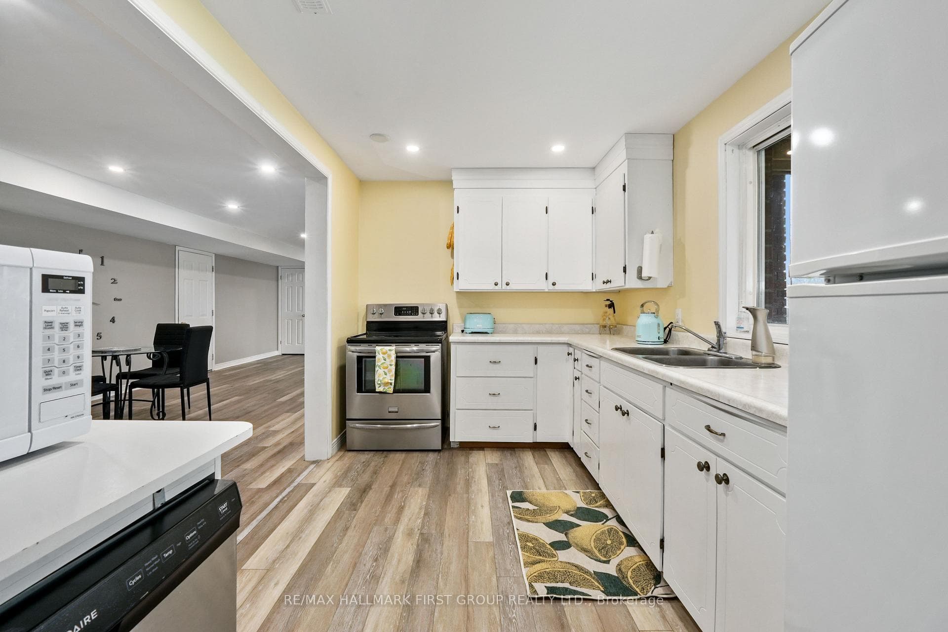 165 Burns Road Unit B photo 6