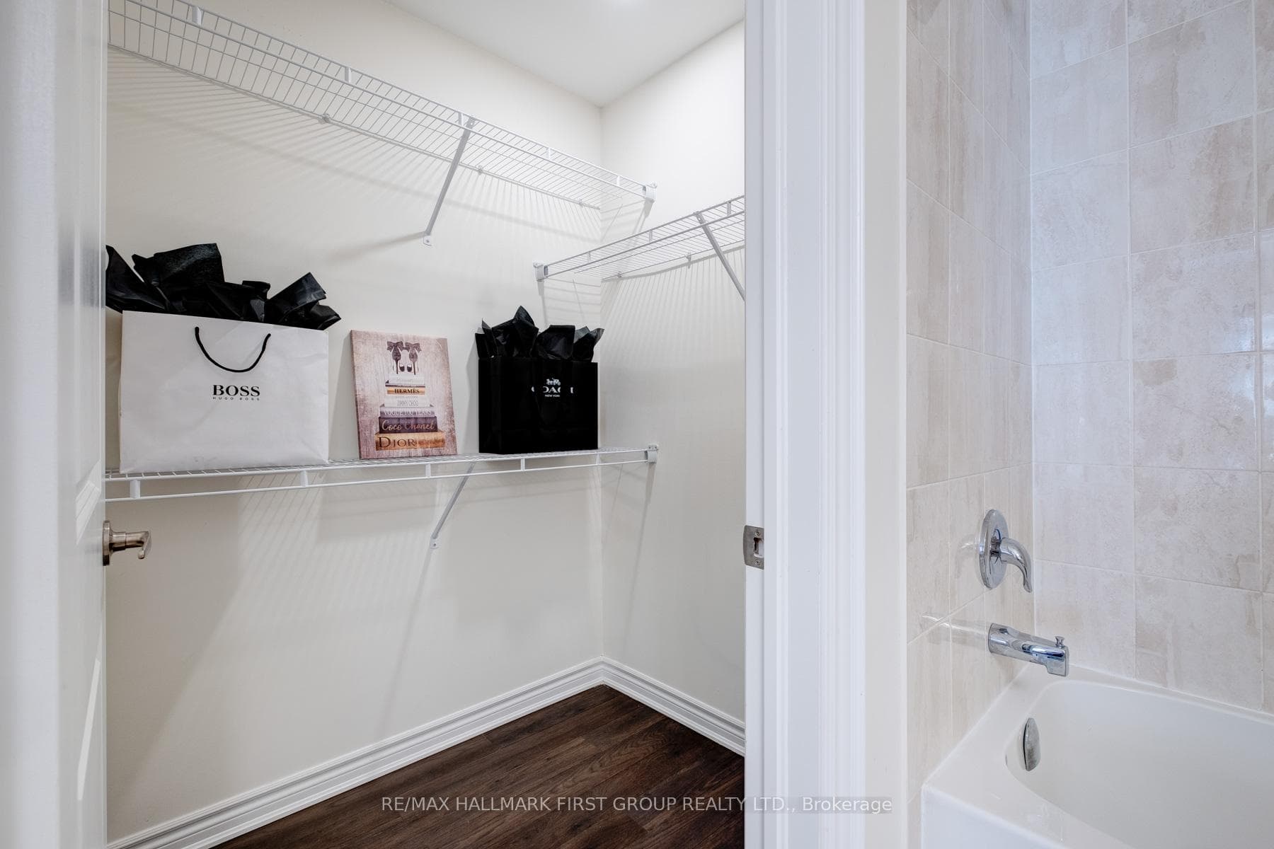 1065 Clipper Lane photo 38