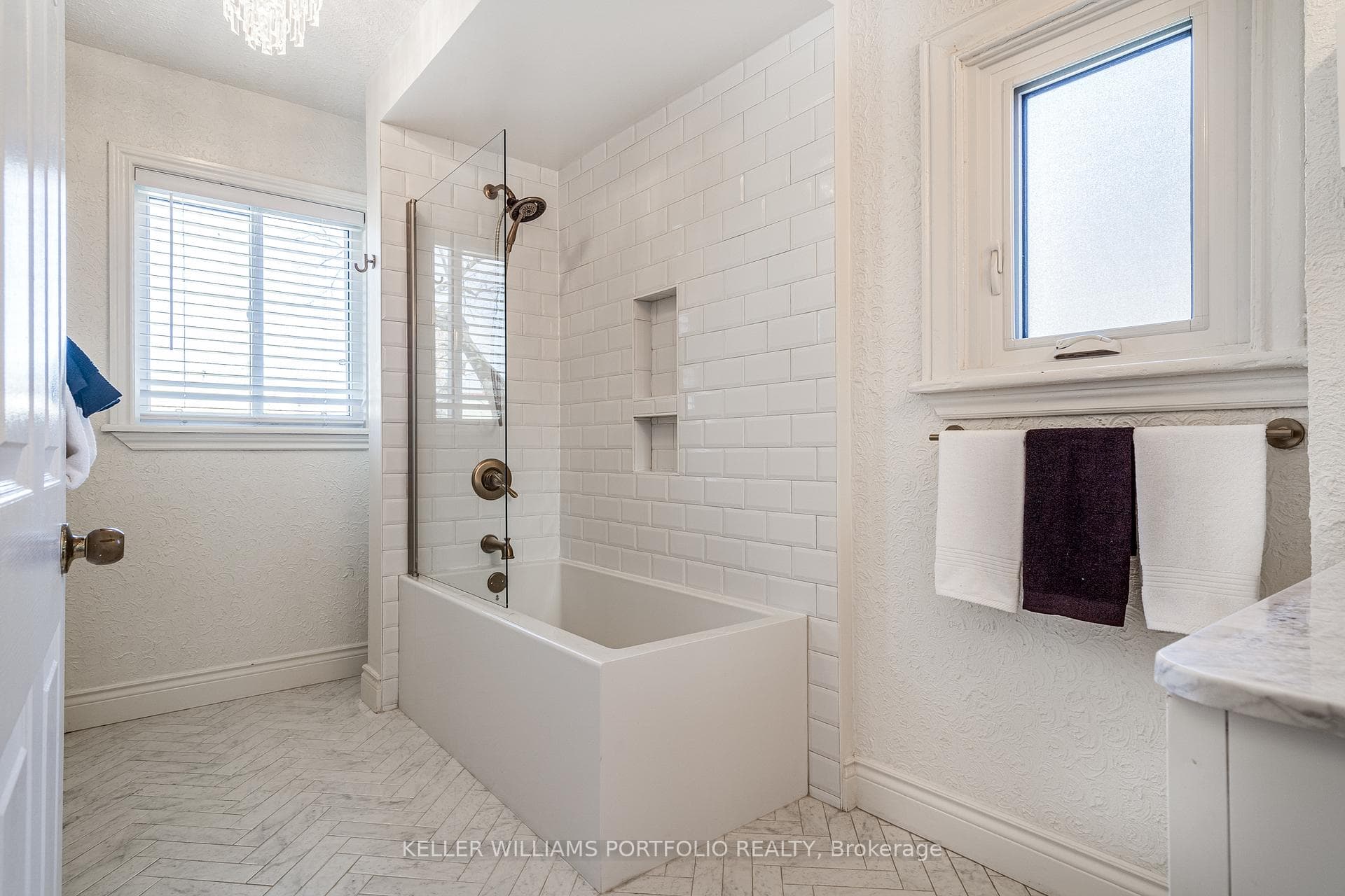 213 Jackson Street photo 22