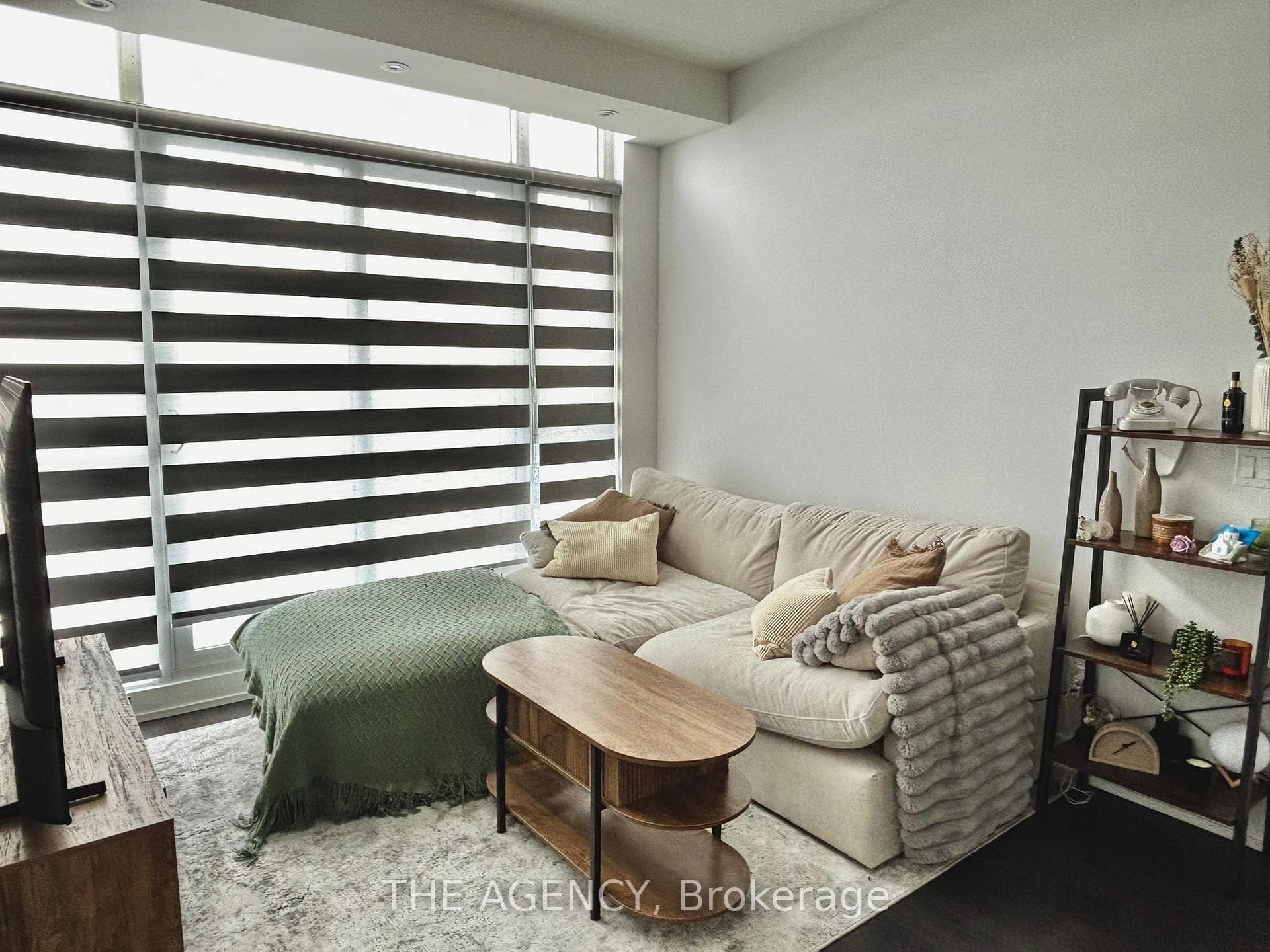 9471 Yonge Street Unit 739 photo 10