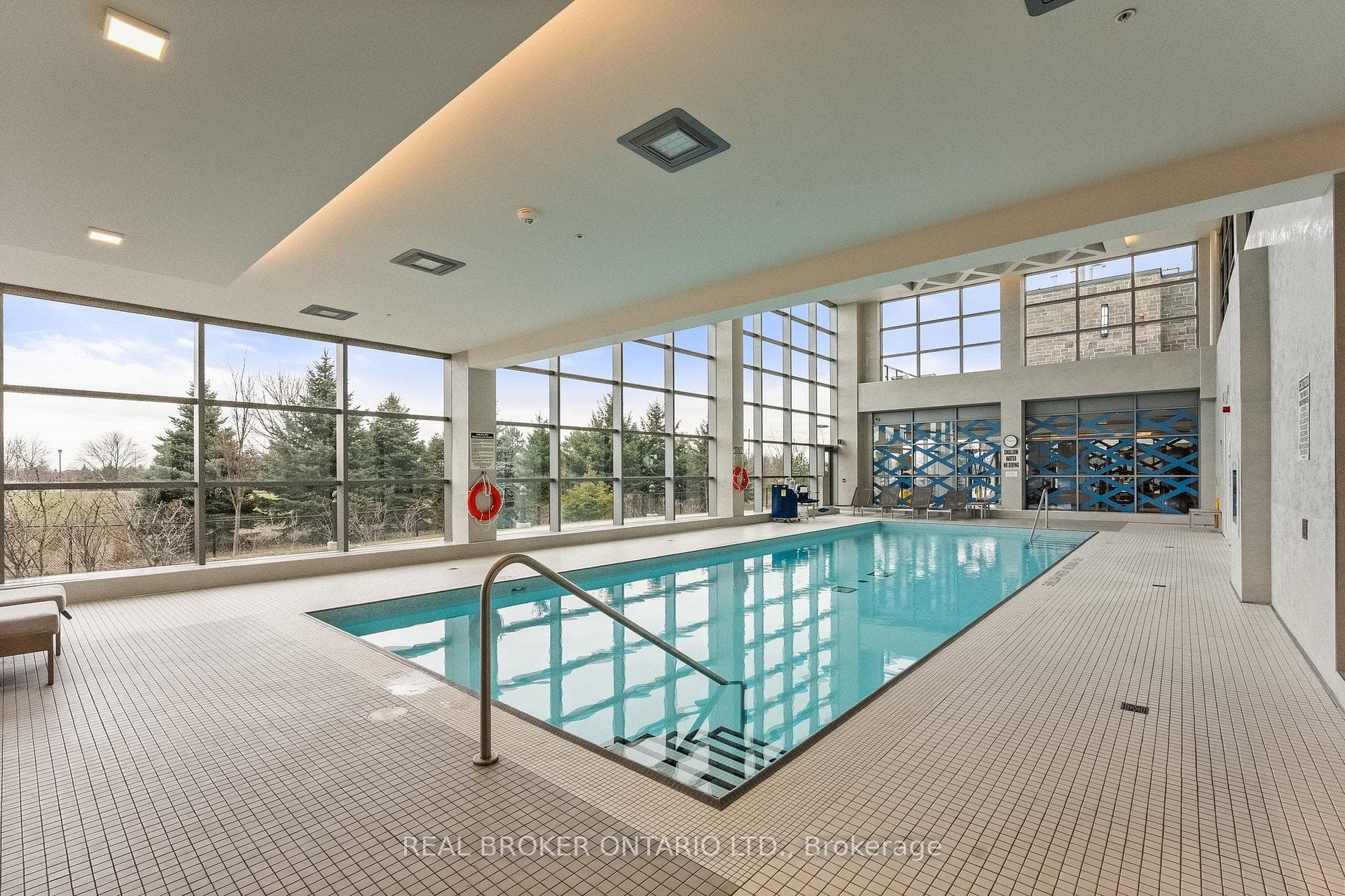 4655 Glen Erin Drive Unit PH05 photo 17