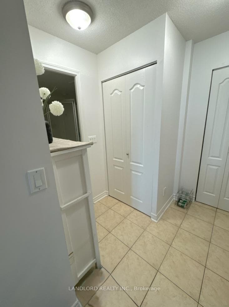 17 Barberry Place Unit 2115 photo 15