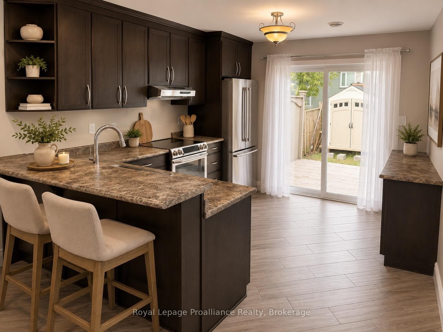 54 South John Street photo 9