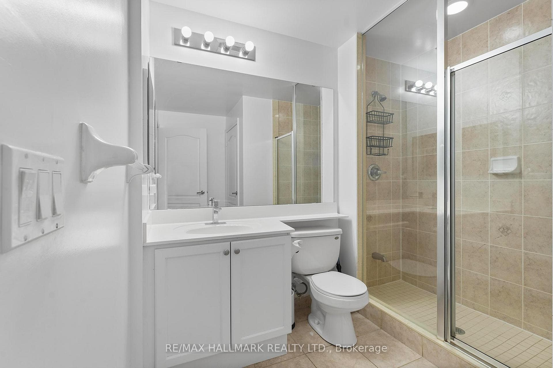 1105 Leslie Street Unit 1004 photo 19