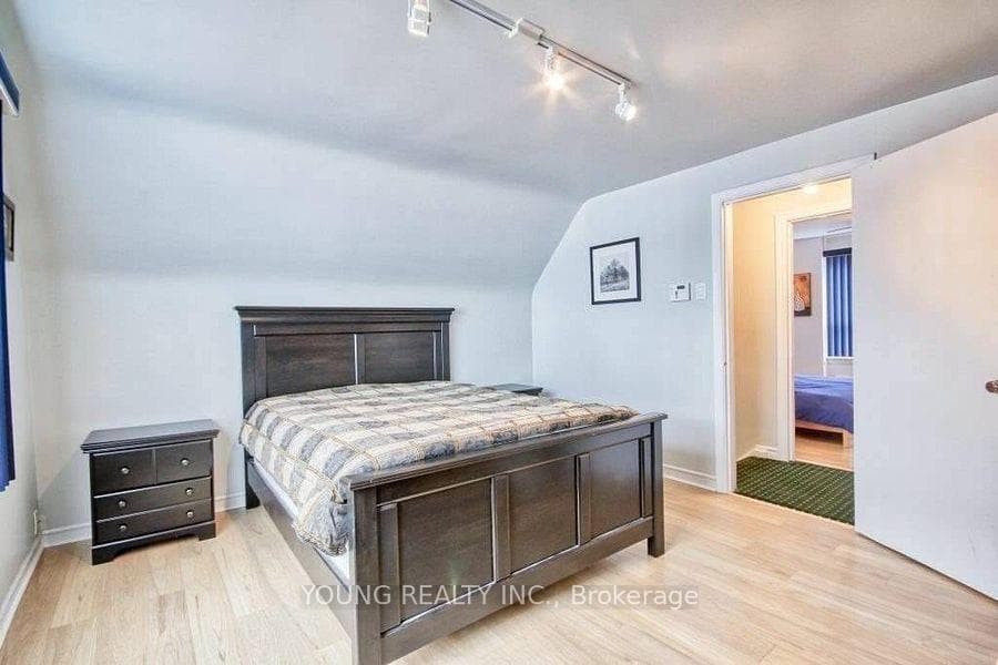 32 Bergen Road photo 12
