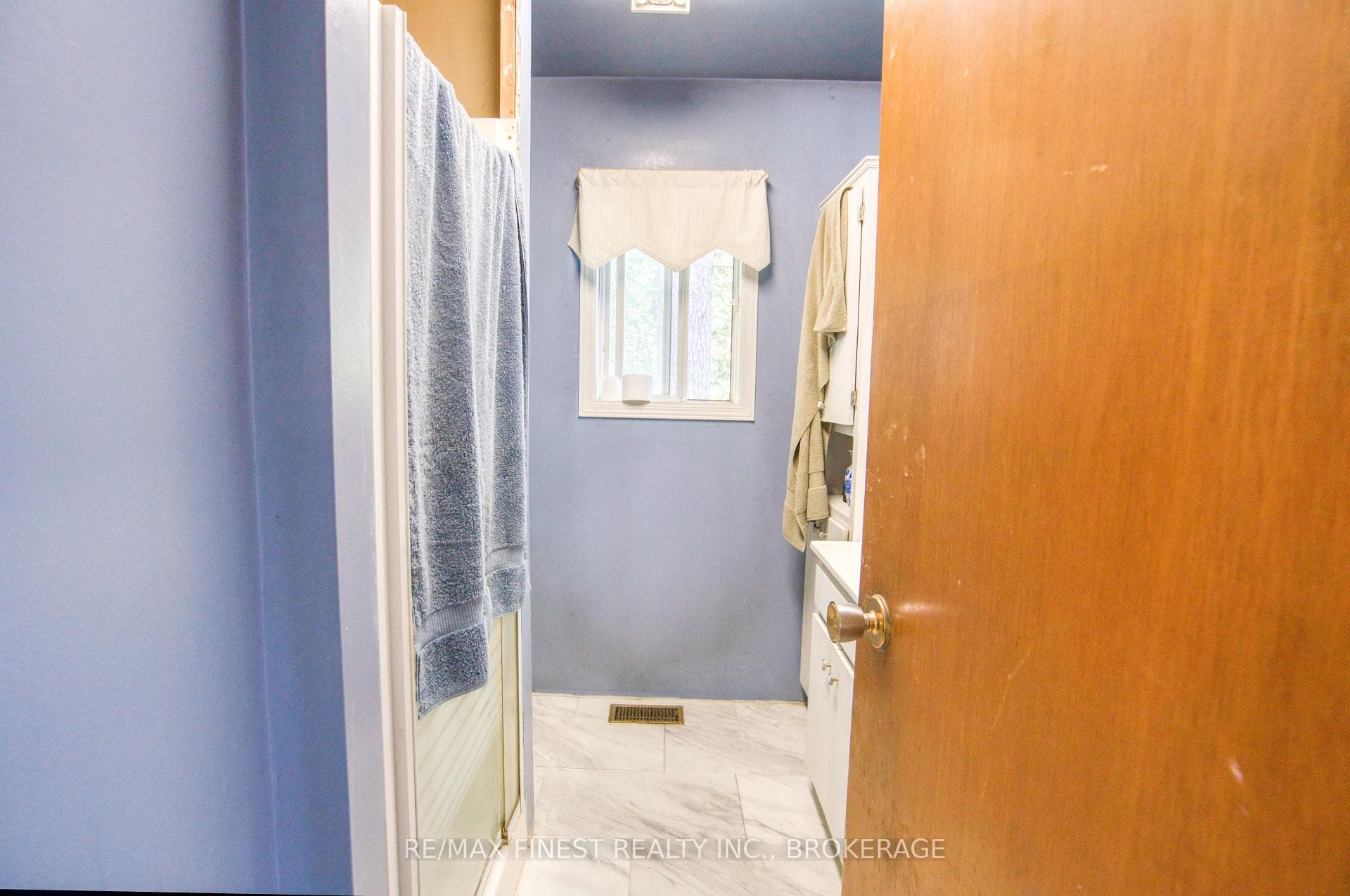 1086 Salamander Lane photo 20