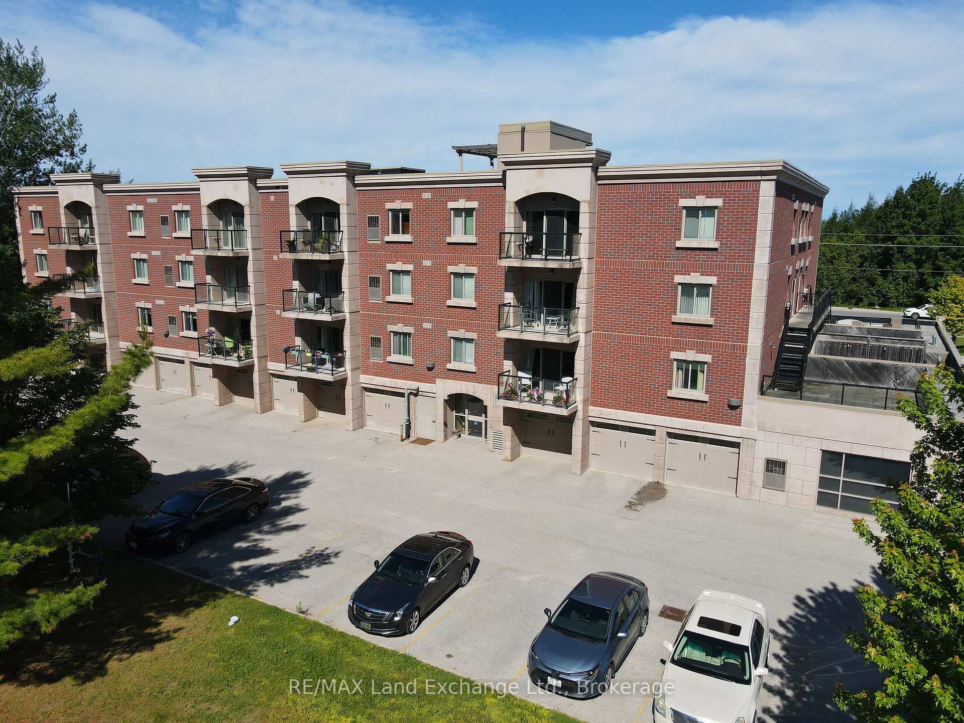 221 Adelaide Street Unit 203 photo 24