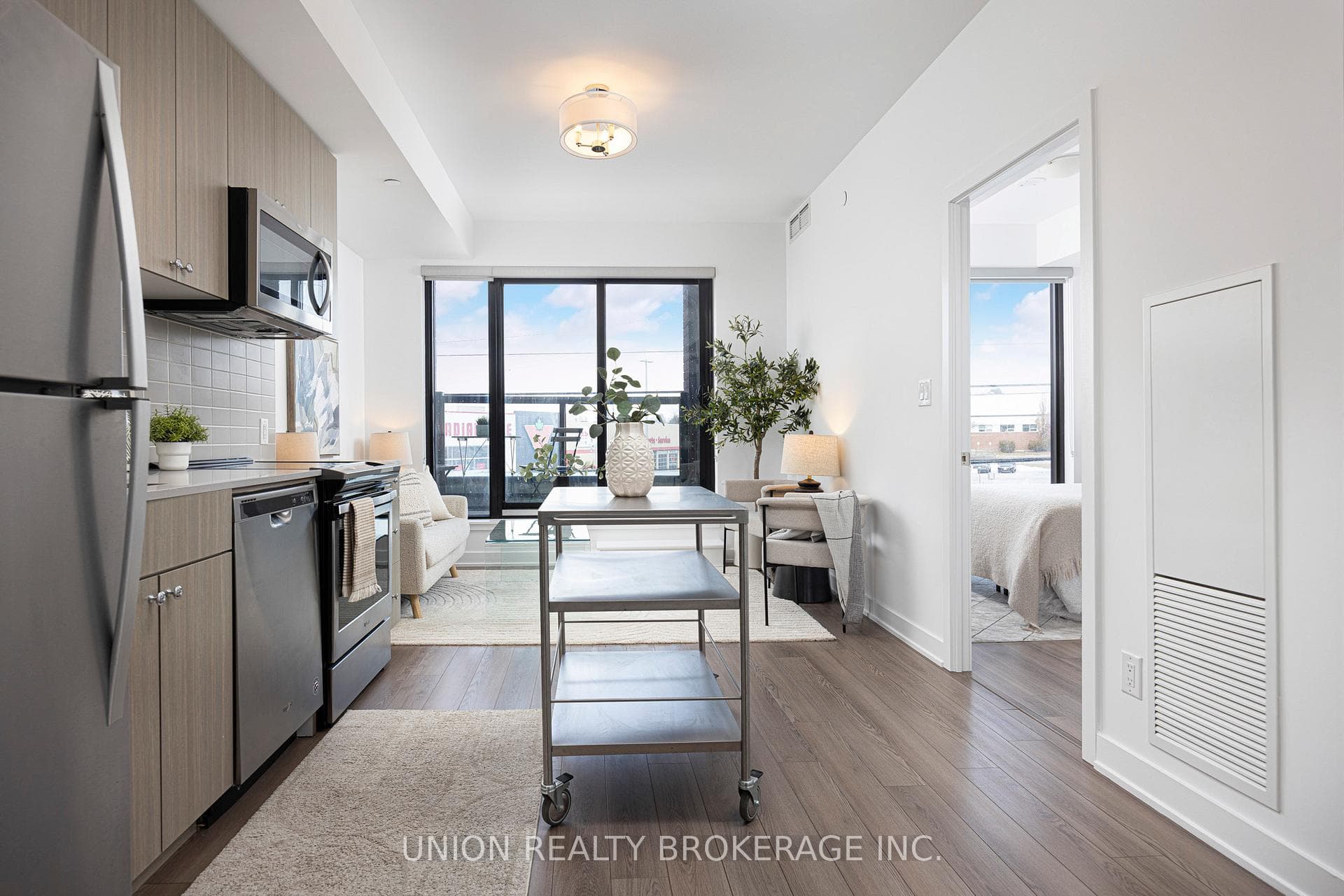 2799 Kingston Rd Road Unit 211 photo 8