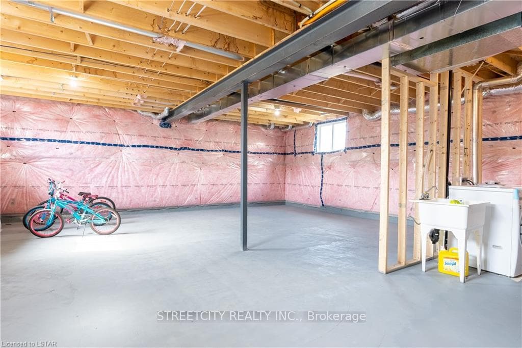 1511 DYLAN Street photo 32