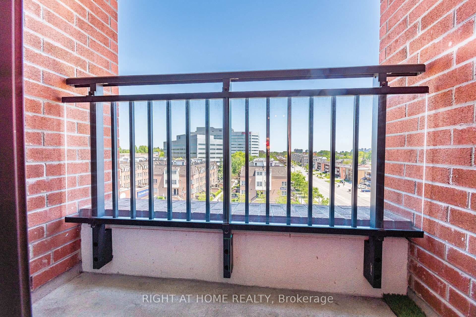 800 Lawrence Avenue Unit 508 photo 17