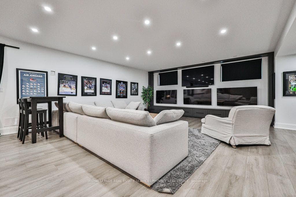 57 Joymar Drive photo 37