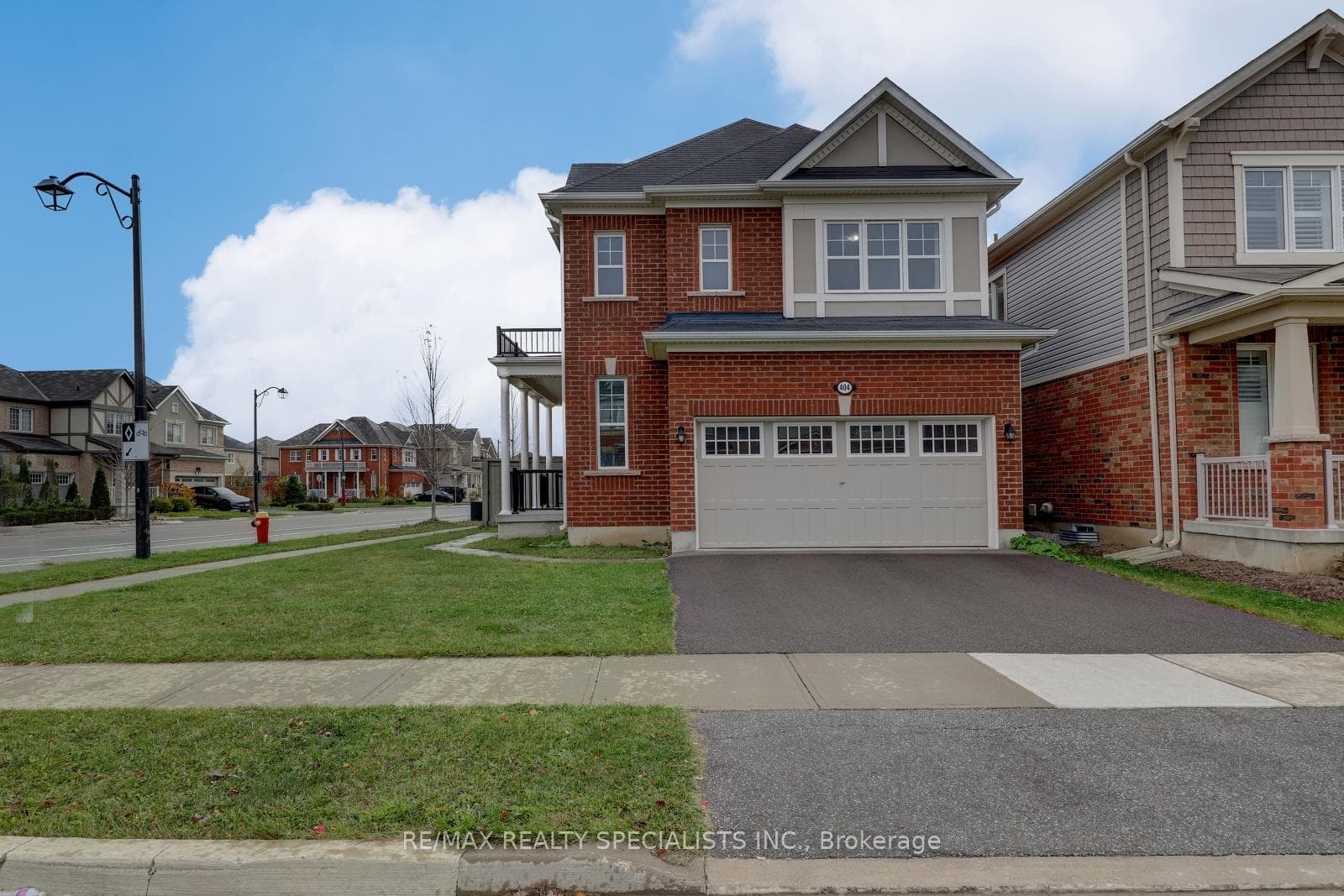 404 Clarkson Gate photo 1