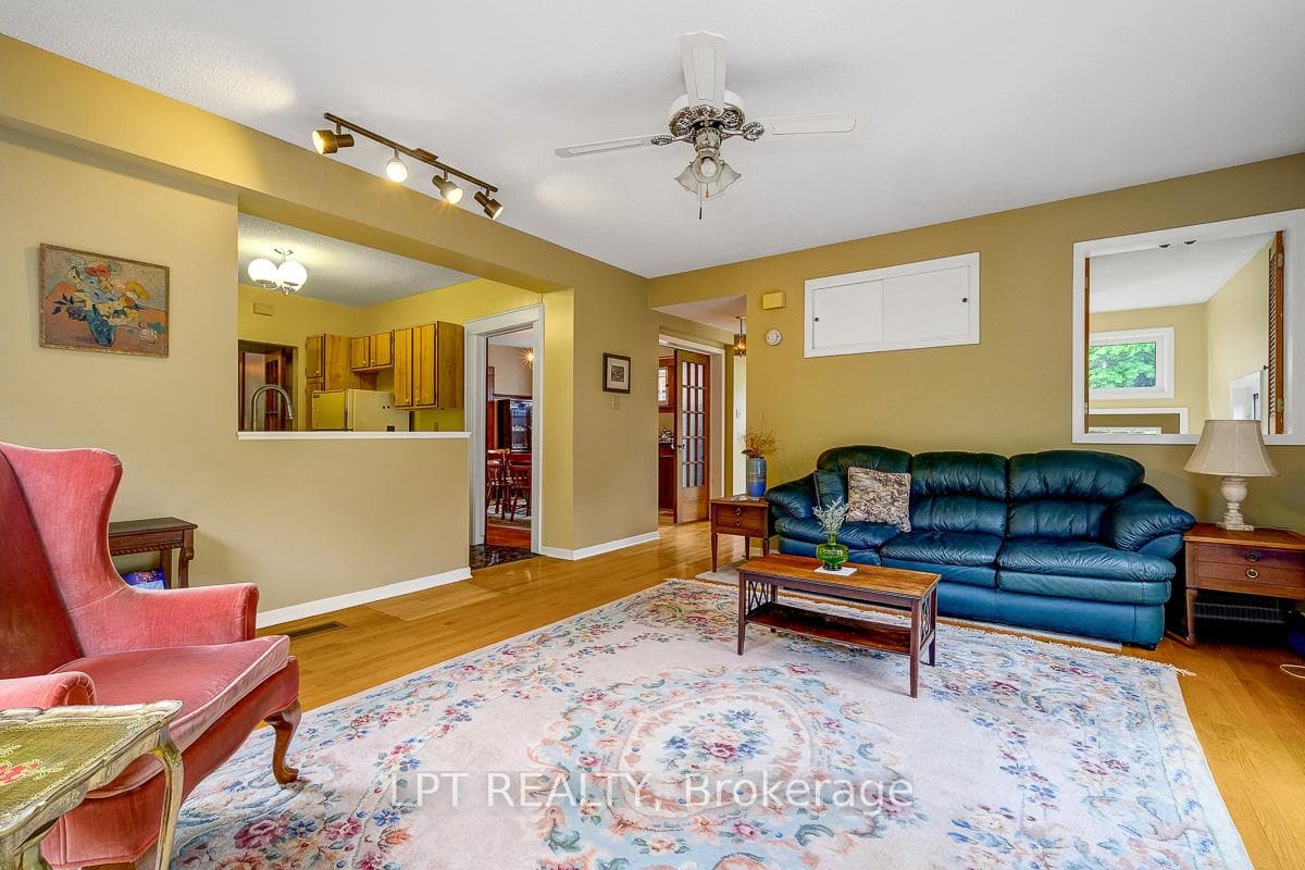 279 Second Avenue photo 14