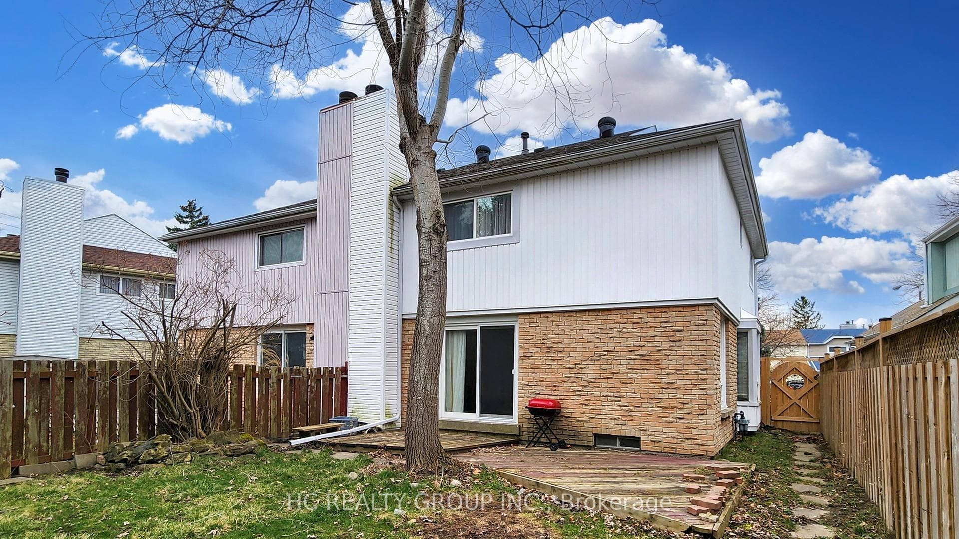 103 Hawkshead Crescent photo 40