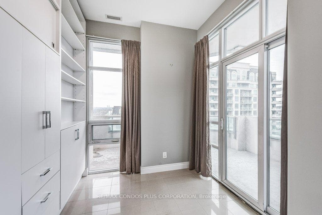 10 Bloorview Place Unit 1517 photo 22