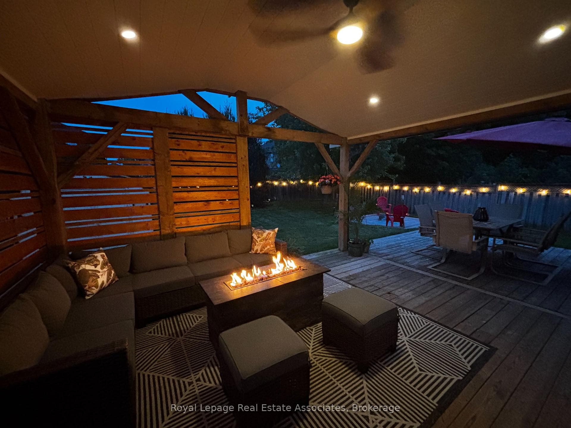 216 Fennel Street photo 33