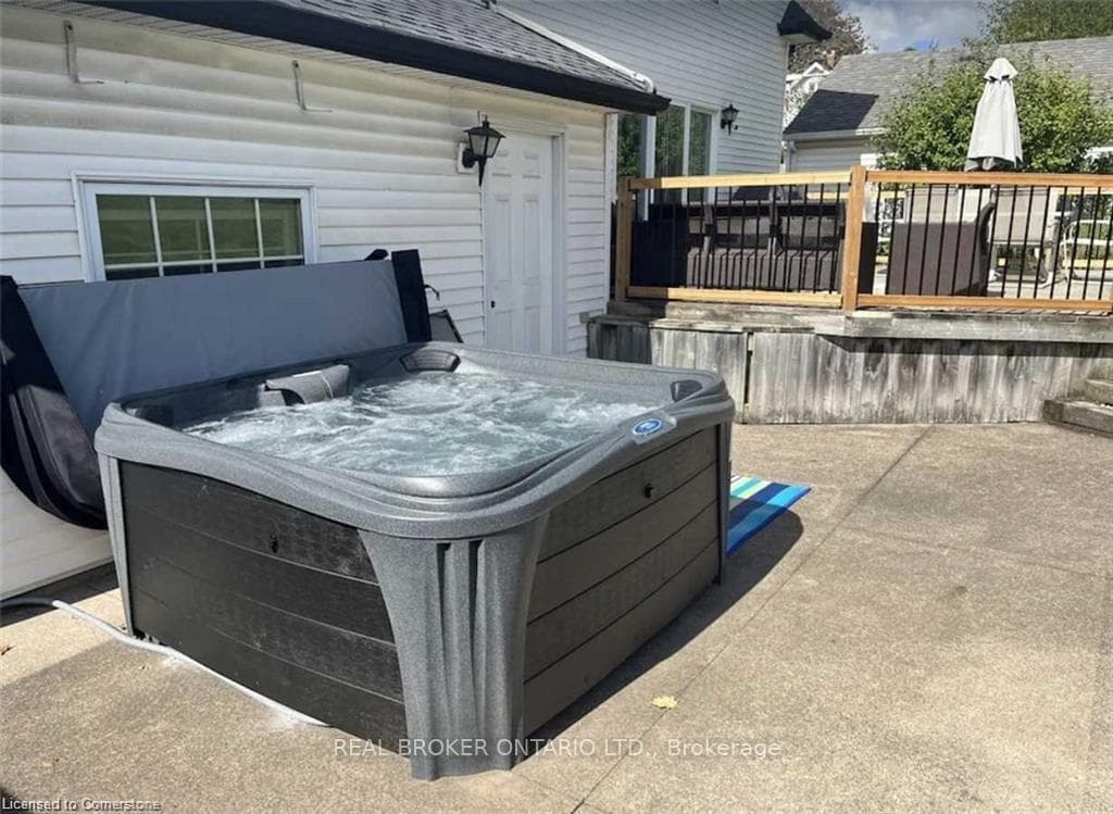 6398 Orchard Avenue photo 3