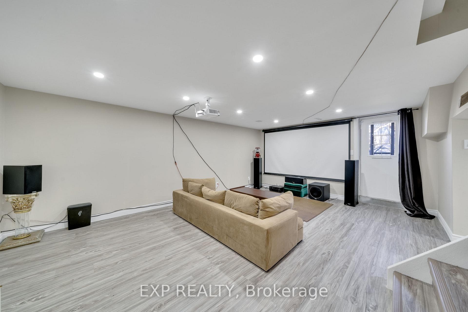 3 Burk Court photo 20