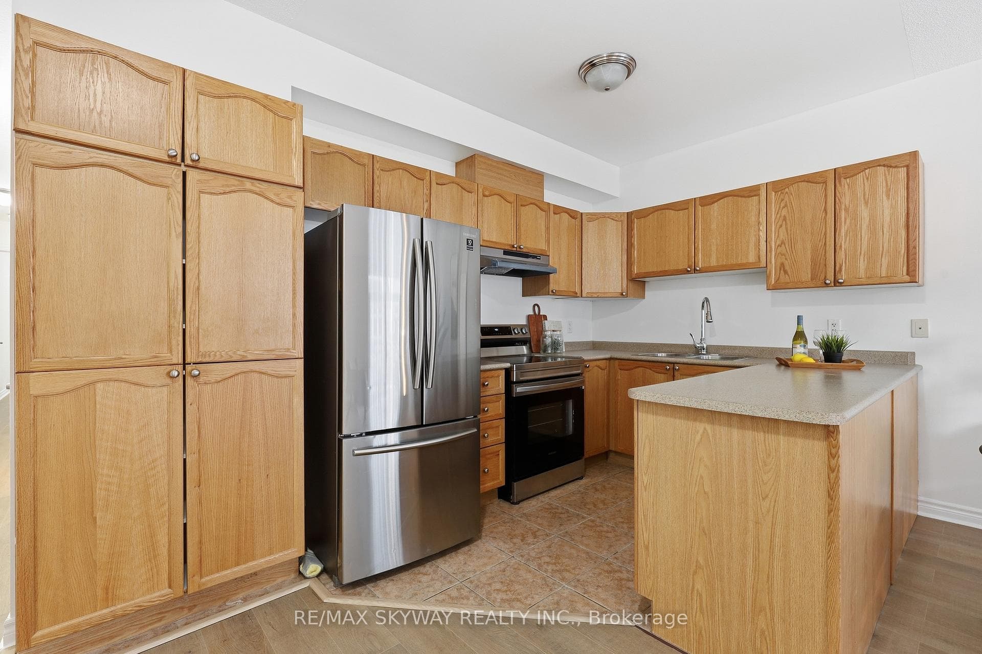 11 Pine Street Unit 15 photo 20