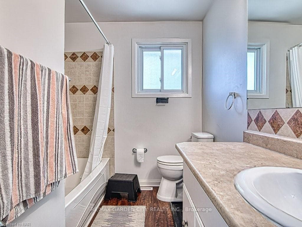 165 Linwell Road photo 21