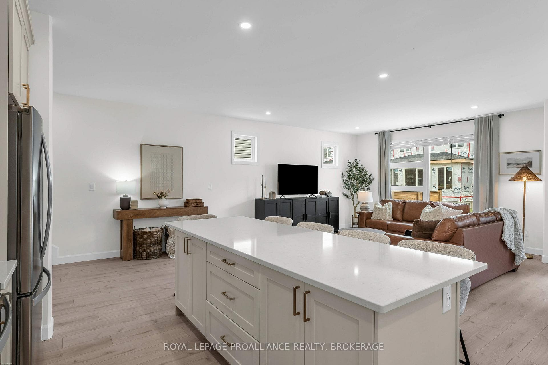 24 Walden Pond Drive photo 13