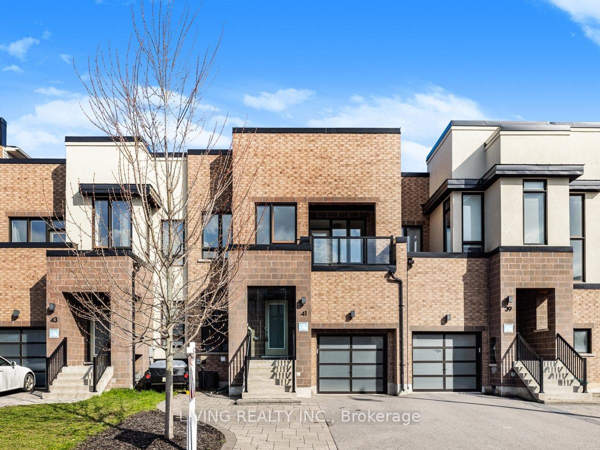 41 Helliwell Crescent photo 1