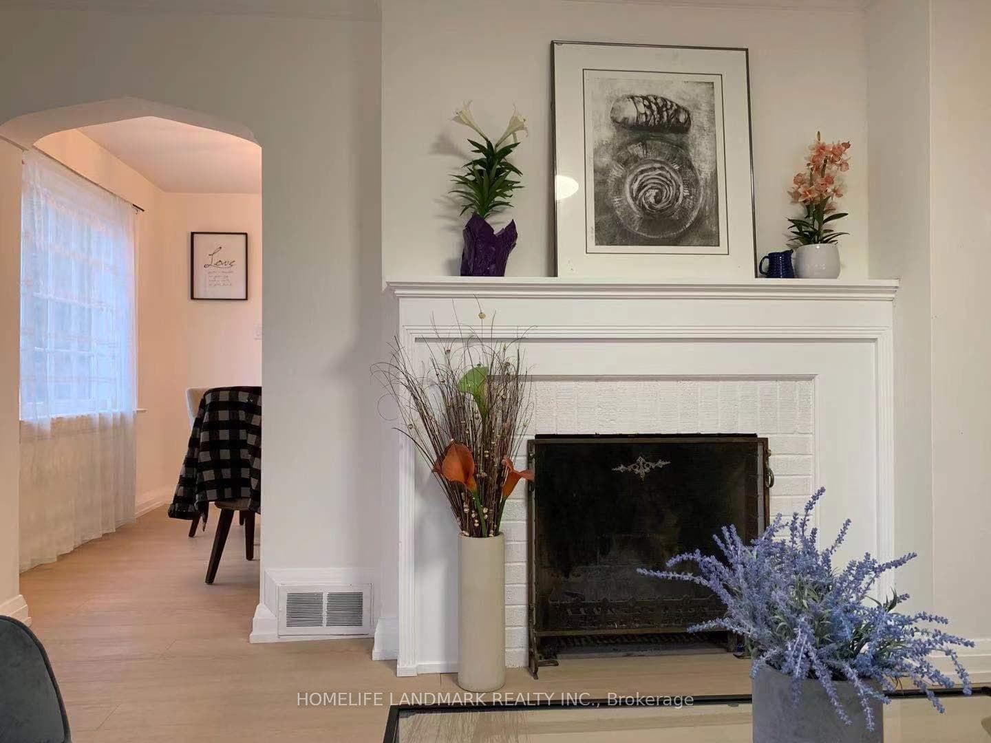 362 Lawrence Avenue photo 6