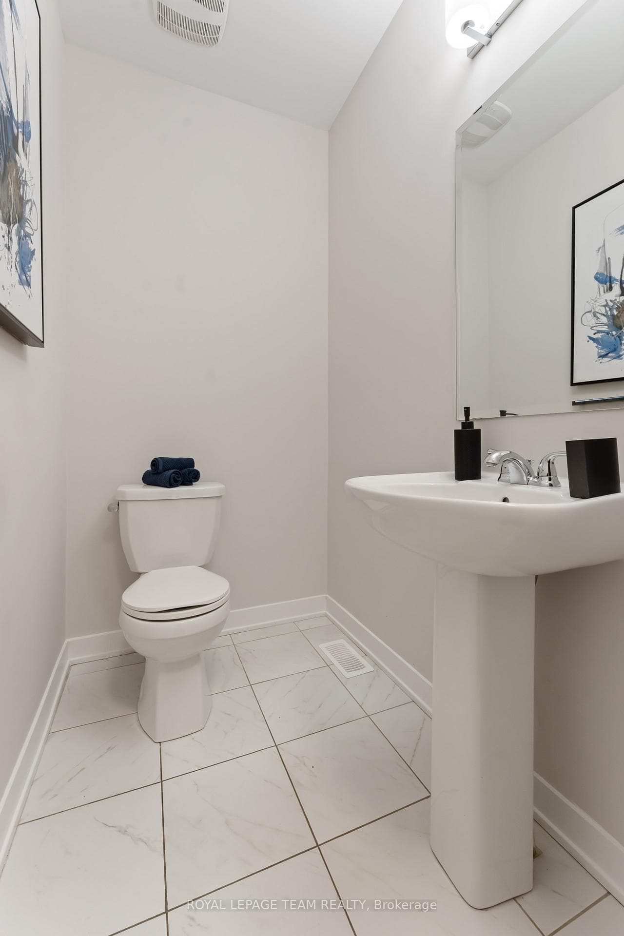 3040 Travertine Way photo 19