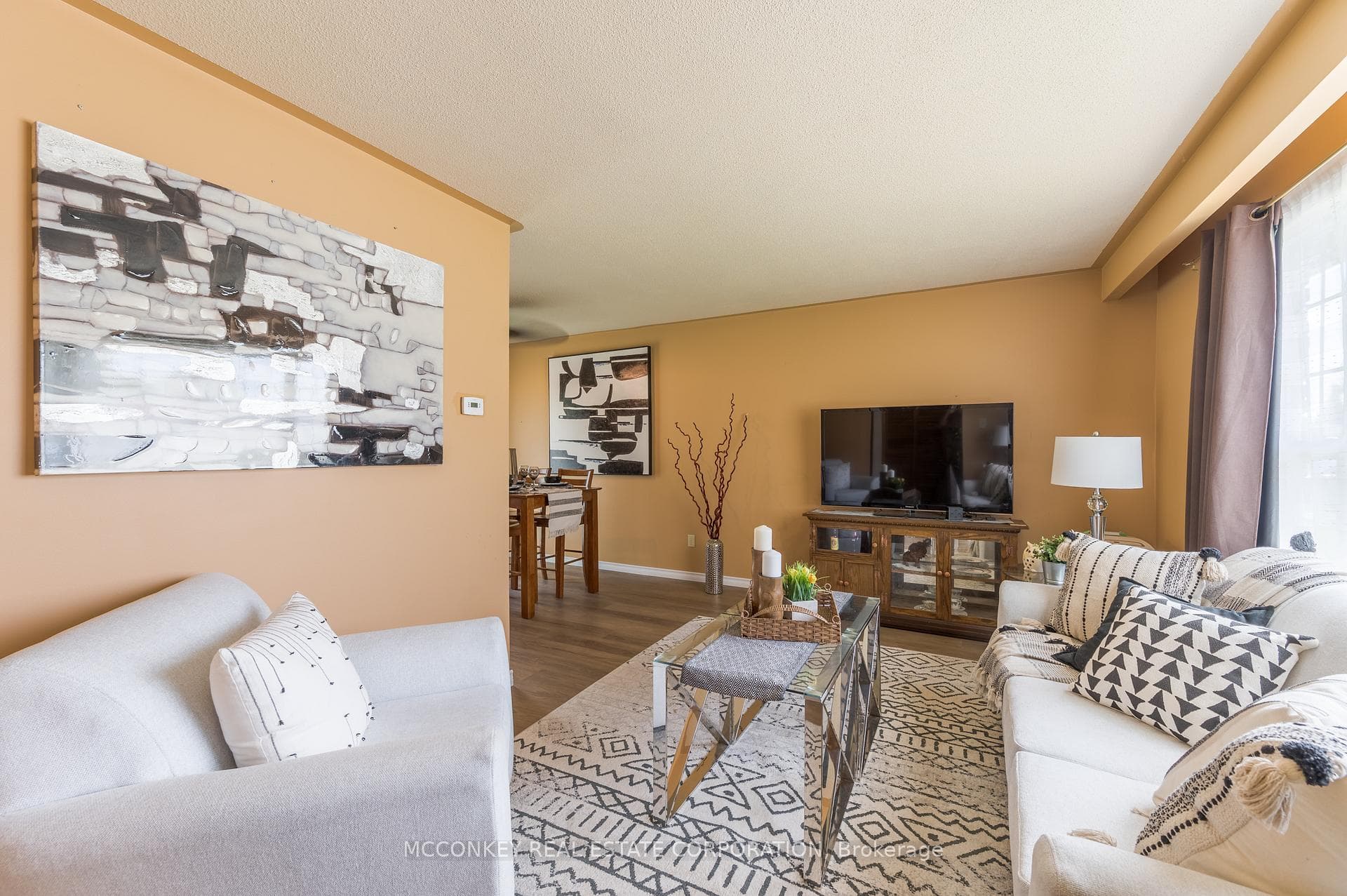 20 Orchard Drive photo 5